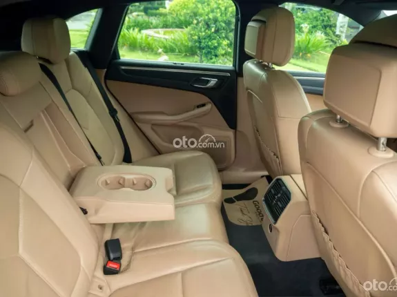 Porsche Macan 2.0 AT 2021 - Porsche Macan 2021 bảo dưỡng full hãng cực đẹp
