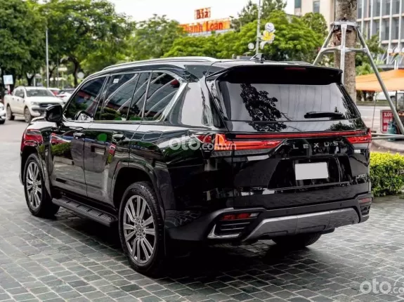 Lexus LX 600 VIP 2025 - Siêu phẩm 4 chỗ dành cho VIP