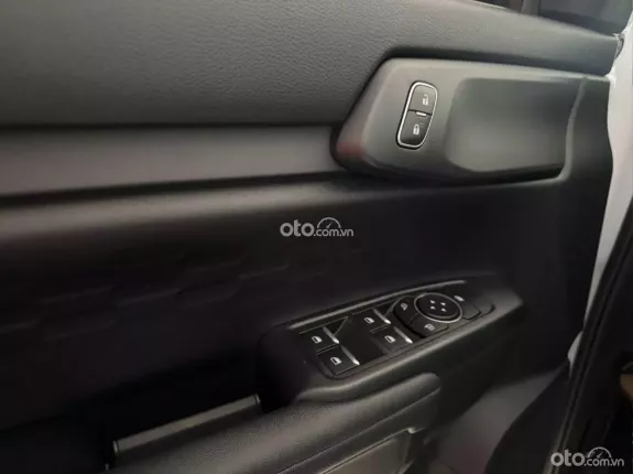 Ford Ranger XLS 2.0L 4x2 AT 2025 - THU MUA XE FORD RANGER BÁN TẢI GIÁ TỐT