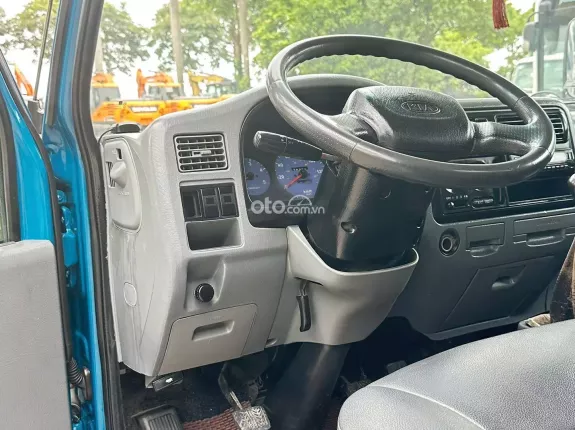 Kia K140 2016 - Bán xe Kia k140 đời 2016, thùng kín