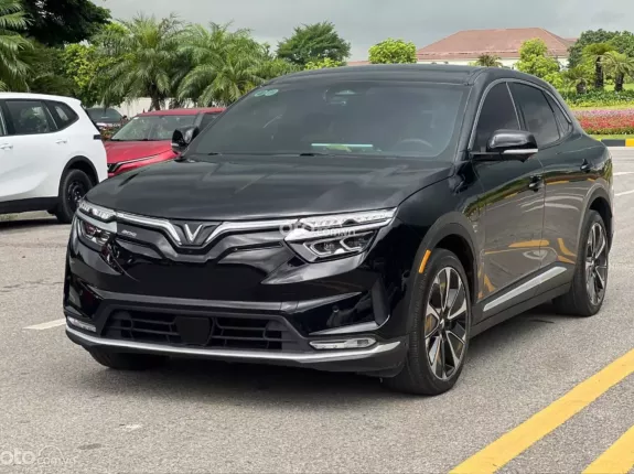 VinFast VF8 Plus 2024 - Plus Đen 2024 Mua pin CATL Odo 15000km Xe dân