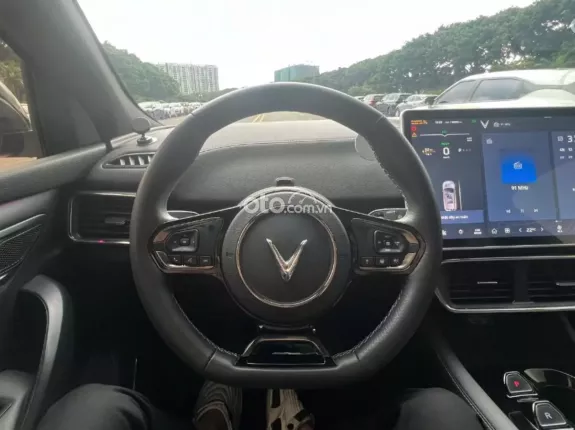 VinFast VF8 Plus 2024 - Plus Đen 2024 Mua pin CATL Odo 15000km Xe dân