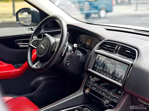 Jaguar F-Pace Phiên bản khác 2019 - Jaguar F-Pace 2019 siêu lướt 23.000km cực độc