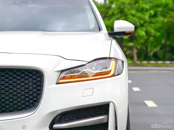 Jaguar F-Pace Phiên bản khác 2019 - Jaguar F-Pace 2019 siêu lướt 23.000km cực độc