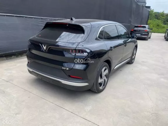 VinFast VF8 Eco 2023 - Mua pin CATL, sẵn hồ sơ, odo 35.000 km