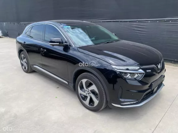 VinFast VF8 Eco 2023 - Mua pin CATL, sẵn hồ sơ, odo 35.000 km