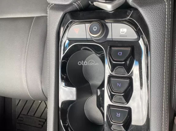 VinFast VF8 Eco 2023 - Mua pin CATL, sẵn hồ sơ, odo 35.000 km