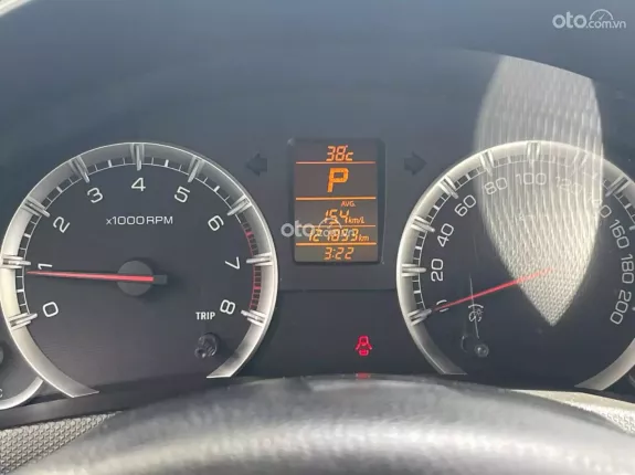 Suzuki Swift 1.4 AT 2016 - Odo 12 vạn zin cực chất