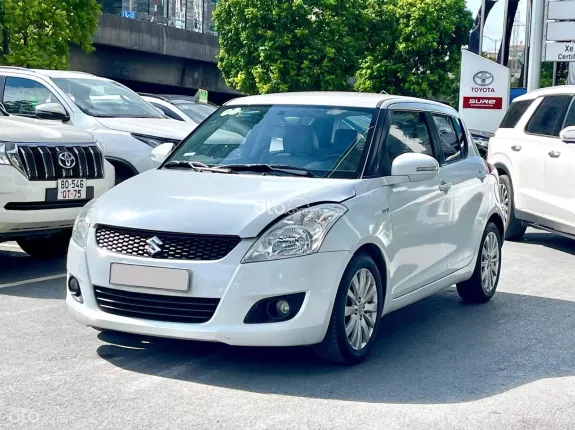 Suzuki Swift 1.4 AT 2016 - Odo 12 vạn zin cực chất