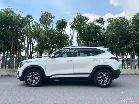 Kia Seltos 1.6 Luxury 2022 - 6.000km SIÊU LƯỚT