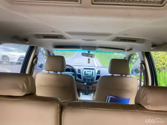 Toyota Fortuner 2.4 MT 4x2 2012 - Xe đẹp máy dầu