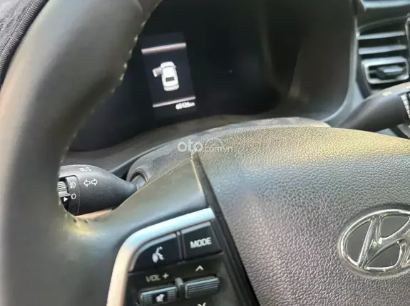 Hyundai Accent 1.4 AT Đặc biệt 2023 - Xe cực đẹp, liên hệ em xem xe tại Hà Nội