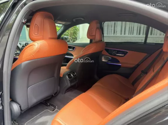Mercedes-Benz C200 Avantgarde Plus 2023 - C200 Avantgarde 2023