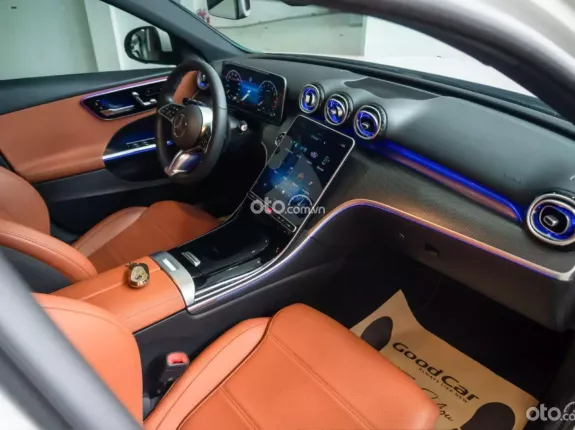 Mercedes-Benz C200 Avantgarde 2023 - Mercedes C200 Avantgarde V1 2023 siêu lướt 10.500km cực đẹp