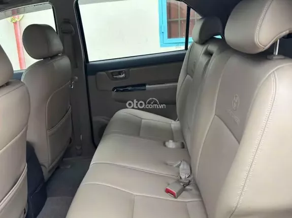 Toyota Fortuner 2.5G 4x2 MT 2013 - Máy dầu bền bỉ, tiết kiệm nhiên liệu, giữ giá tốt