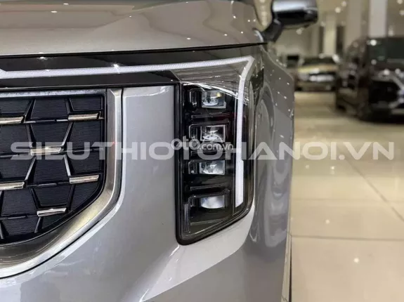 Kia Carnival 2.2D Signature 2025 - Tiết kiệm vài trăm triệu và lên nhiều phụ kiện