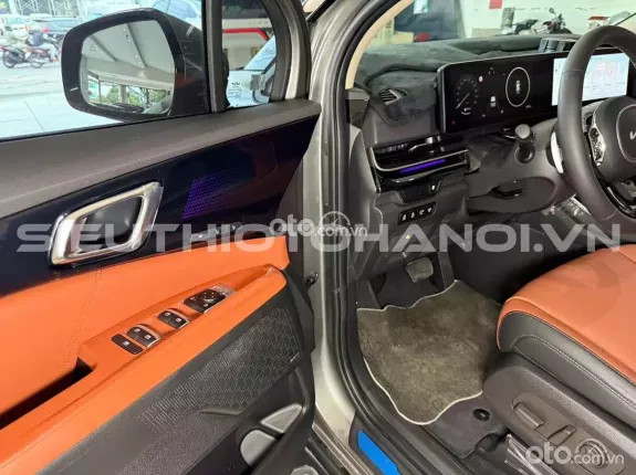 Kia Carnival 2.2D Signature 2025 - Tiết kiệm vài trăm triệu và lên nhiều phụ kiện
