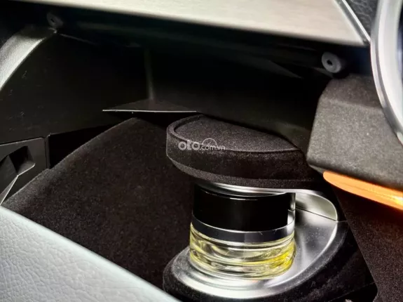 Mercedes-Benz C180 AMG 2021 - Nâng Cấp Loa Xoay. Nước hoa Air Balance Ionizer Cao Cấp