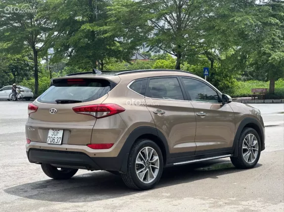 Hyundai Tucson 2.0 Đặc biệt 2019 - Một chủ từ mới chạy 9 vạn km rất mới