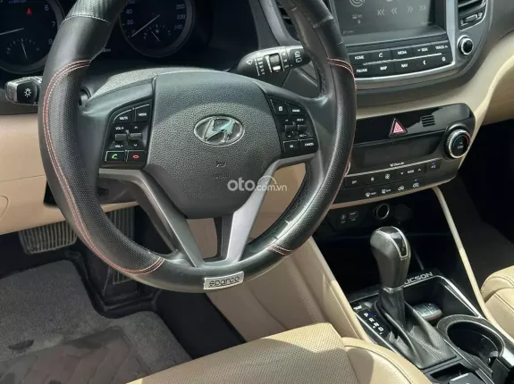 Hyundai Tucson 2.0 Đặc biệt 2019 - Một chủ từ mới chạy 9 vạn km rất mới