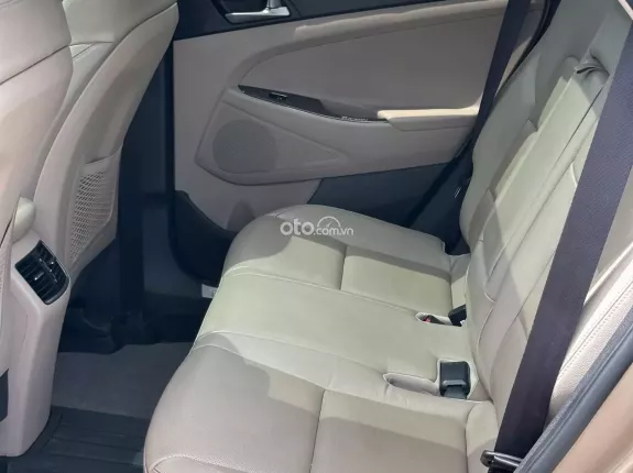 Hyundai Tucson 2.0 Đặc biệt 2019 - Một chủ từ mới chạy 9 vạn km rất mới