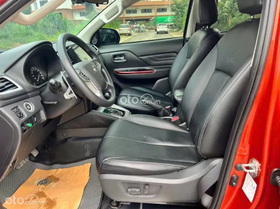 Mitsubishi Triton 4X2 AT MIVEC PREMIUM 2020 - Xe cực chất, bản 1 cầu