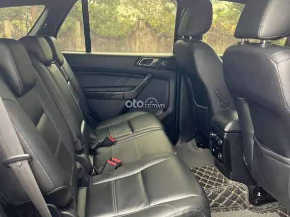 Ford Everest Titanium 2.0L AT 4WD 2019 - Xe đẹp bản 2 cầu, giá tốt liên hệ ngay