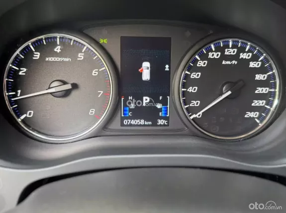 Mitsubishi Outlander 2.0 CVT 2021 - Giao xe toàn quốc, bao check test mọi nơi