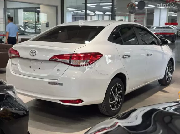 Toyota Vios 1.5 G CVT 2022 - BH chính hãng 1 năm