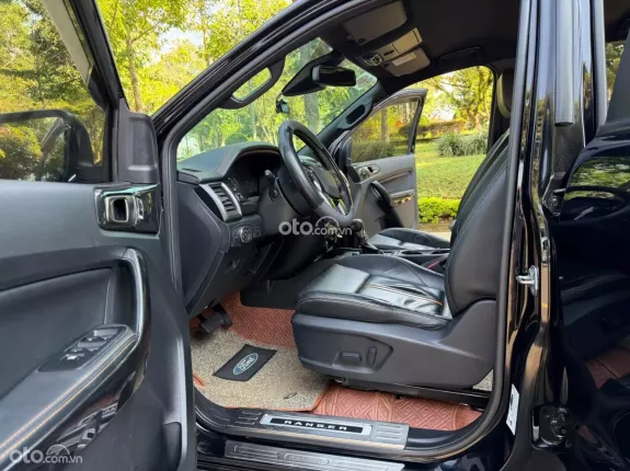 Ford Ranger Wildtrak 2.0L 4x4 AT 2021 - Xẻ rất mới