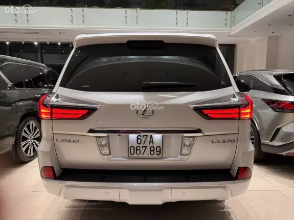 Lexus LX 570 2018 - Trắng - Mua một đời chủ