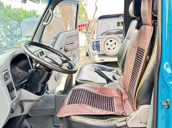 Kia K140 2016 - Bán xe k165 đời 2016, tải 2t4 thùng mui bạt, xe chính chủ chạy 11 vạn