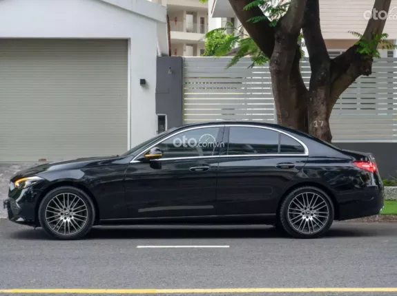 Mercedes-Benz C200 Avantgarde Plus 2022 - Mercedes C200 Avantgarde Plus V1 Black Edition cực đẹp