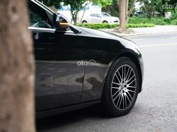 Mercedes-Benz C200 Avantgarde Plus 2022 - Mercedes C200 Avantgarde Plus V1 Black Edition cực đẹp