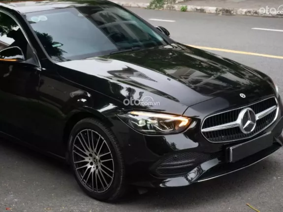 Mercedes-Benz C200 Avantgarde Plus 2022 - Mercedes C200 Avantgarde Plus V1 Black Edition cực đẹp