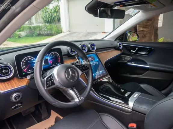 Mercedes-Benz C200 Avantgarde Plus 2022 - Mercedes C200 Avantgarde Plus V1 Black Edition cực đẹp