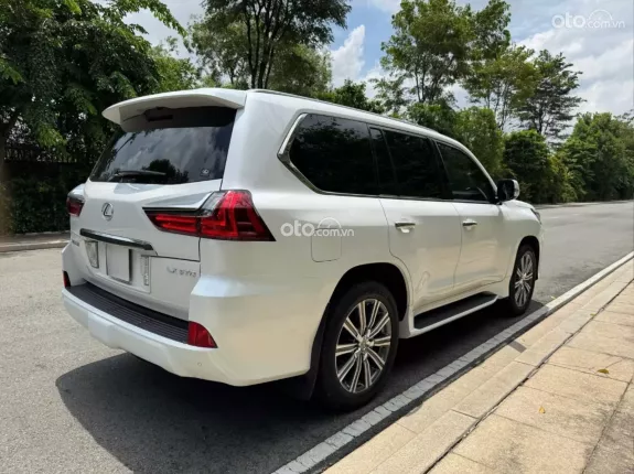 Lexus LX 570 2018 - Màu trắng Camay - 1 đời chủ