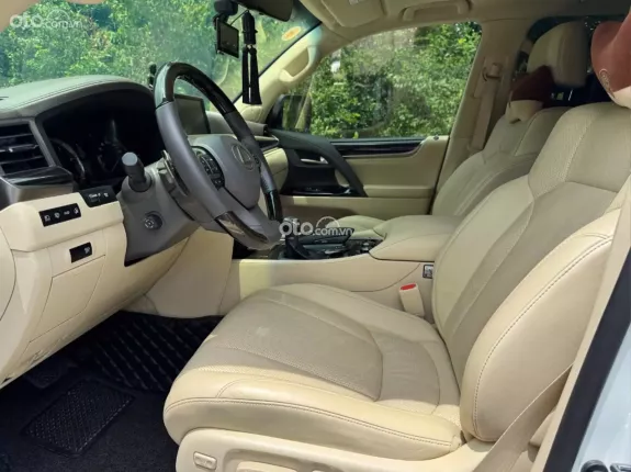 Lexus LX 570 2018 - Màu trắng Camay - 1 đời chủ