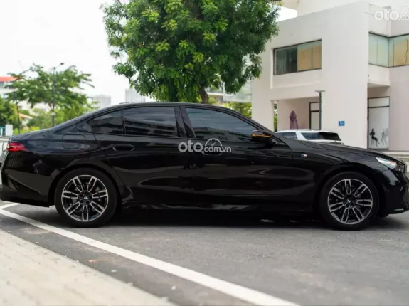 BMW 530i M Sport 2025 - BMW 530i Msport All New 2025 Black Edition cực đẹp