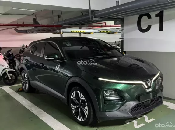 VinFast VF6 Plus 2025 - Xe điện mua pin sạc không giới hạn đến 2027