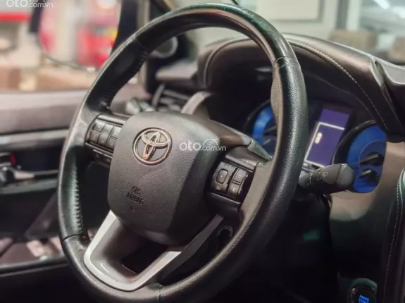 Toyota Fortuner 2.4G 4x2 AT  2022 - Xe đẹp bảo hành chính hãng