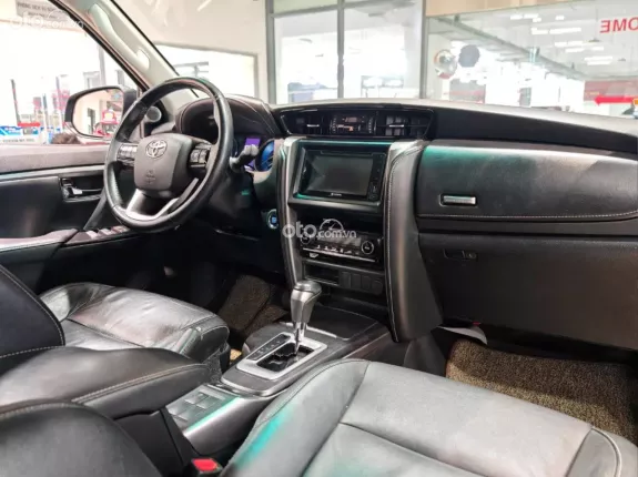 Toyota Fortuner 2.4G 4x2 AT  2022 - Xe đẹp bảo hành chính hãng