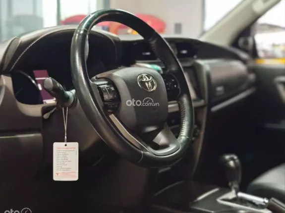 Toyota Fortuner 2.4G 4x2 AT  2022 - Xe đẹp bảo hành chính hãng
