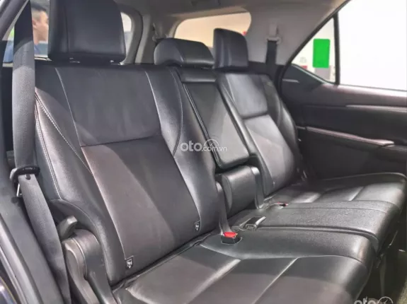 Toyota Fortuner 2.4G 4x2 AT  2022 - Xe đẹp bảo hành chính hãng