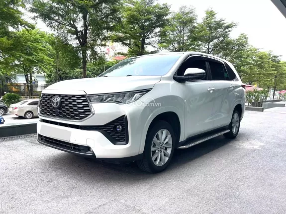 Toyota Innova Cross Xăng 2024 - Odo 5.6v Bh chính hãng