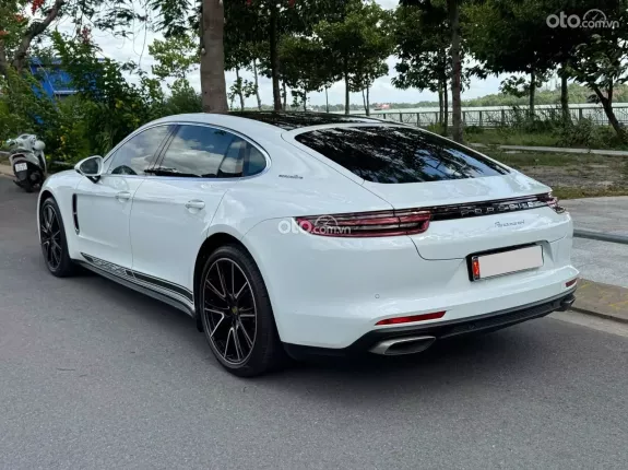 Porsche Panamera 4 Executive 2019 - Porsche Panamera 4 Executive 2020