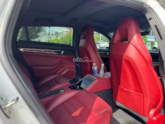 Porsche Panamera 4 Executive 2019 - Porsche Panamera 4 Executive 2020