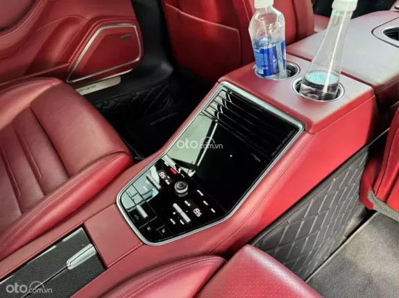 Porsche Panamera 4 Executive 2019 - Porsche Panamera 4 Executive 2020