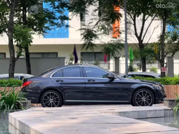 Mercedes-Benz C200 Exclusive 2020 - C200 Exclusive 2020