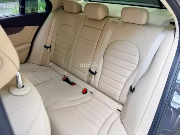 Mercedes-Benz C200 Exclusive 2020 - C200 Exclusive 2020